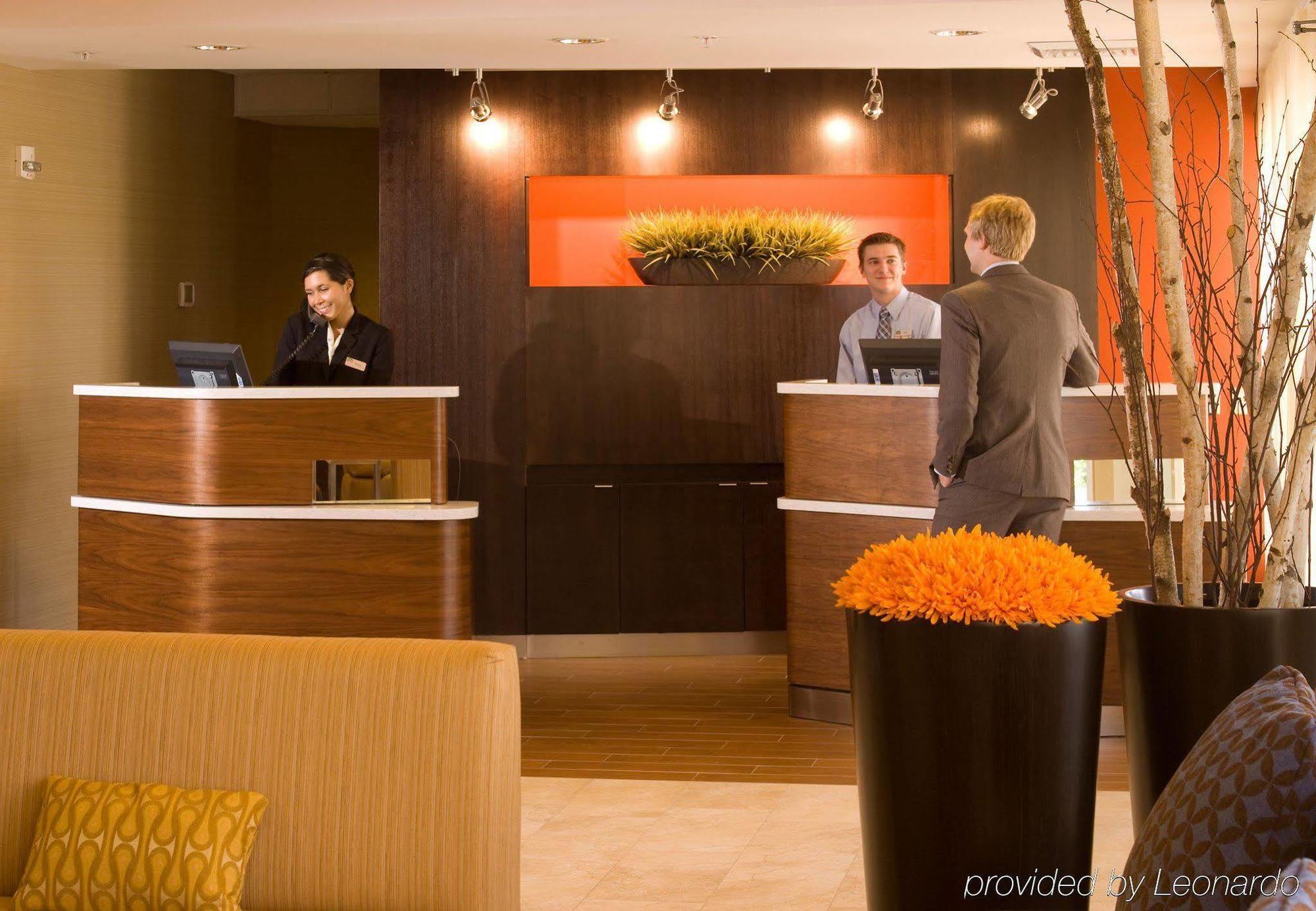 מלון Courtyard By Marriott לנסינג מראה פנימי תמונה